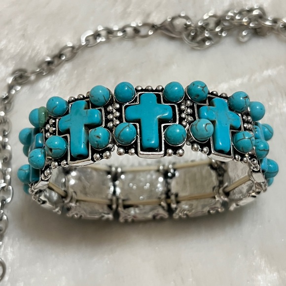 Turquoise & silver cross jewelry set - Picture 2 of 4